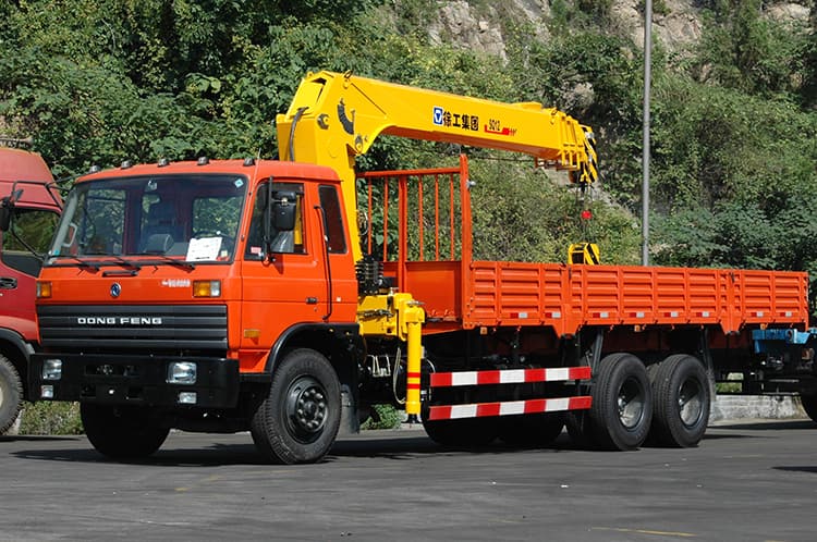 XCMG SQ12SK3Q rc hydraulic truck mounted crane for sale in japan